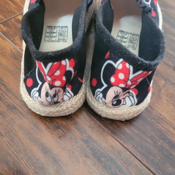 Women's Minnie Mouse espadrilles- size 7 - Picture 2 of 5